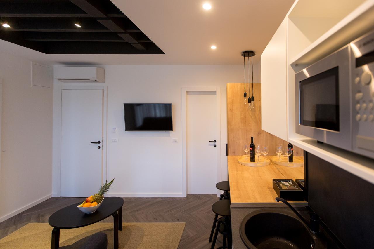 Domus Romana Lux Bed & Breakfast Zadar Exterior photo