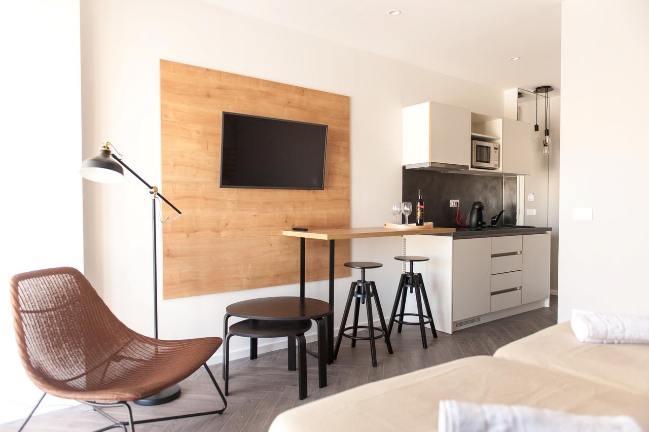 Domus Romana Lux Bed & Breakfast Zadar Exterior photo